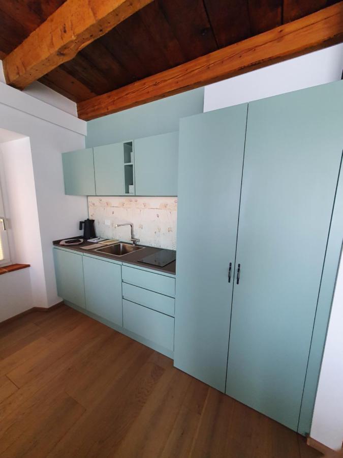 Casa Castagna 1620 Bed and Breakfast Mergozzo Buitenkant foto