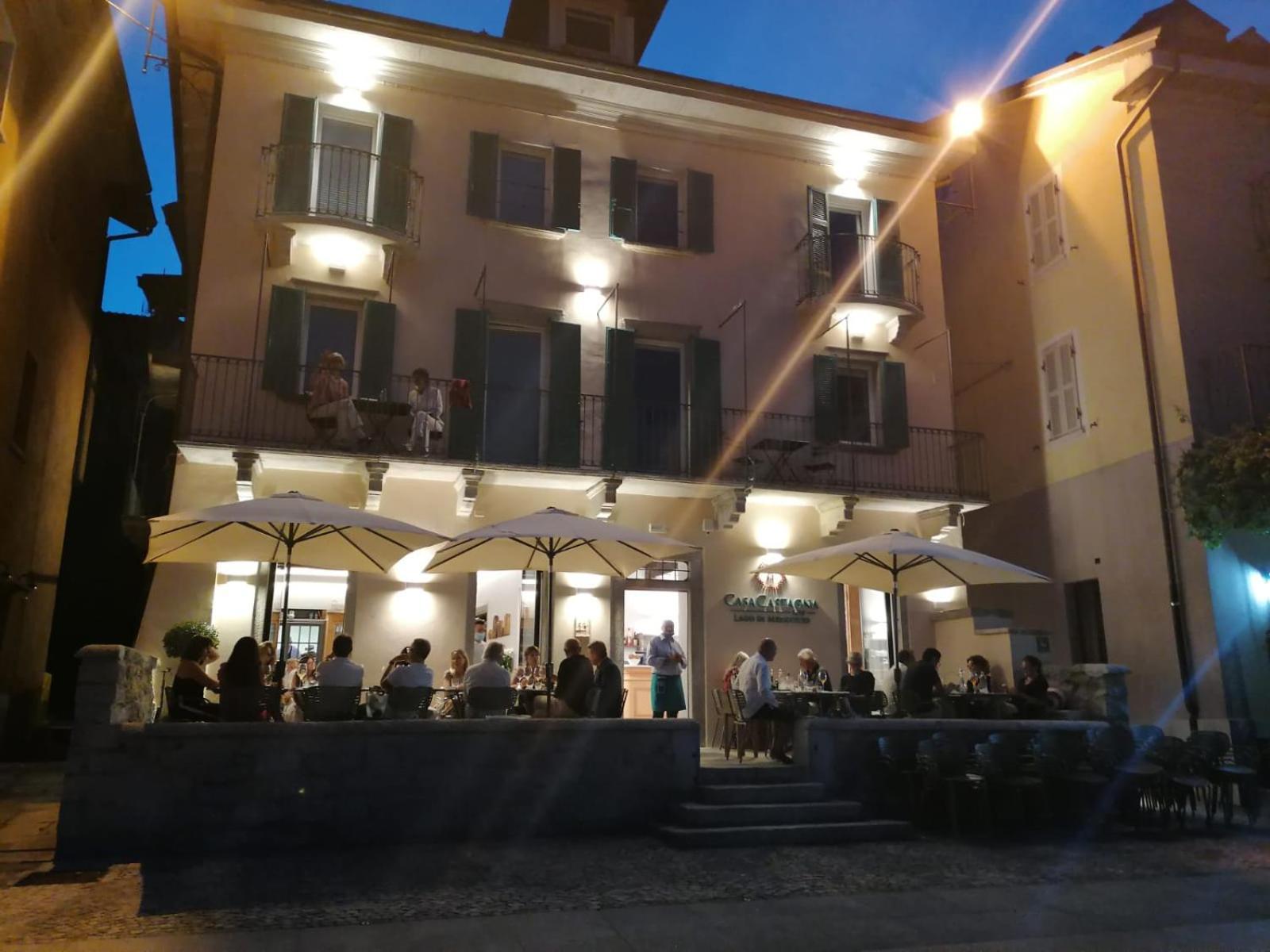 Casa Castagna 1620 Bed and Breakfast Mergozzo Buitenkant foto